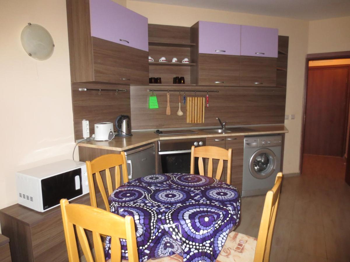 Fantasy Apartments Saint Constantine And Helena Resort Saints Constantine and Helena Exteriör bild