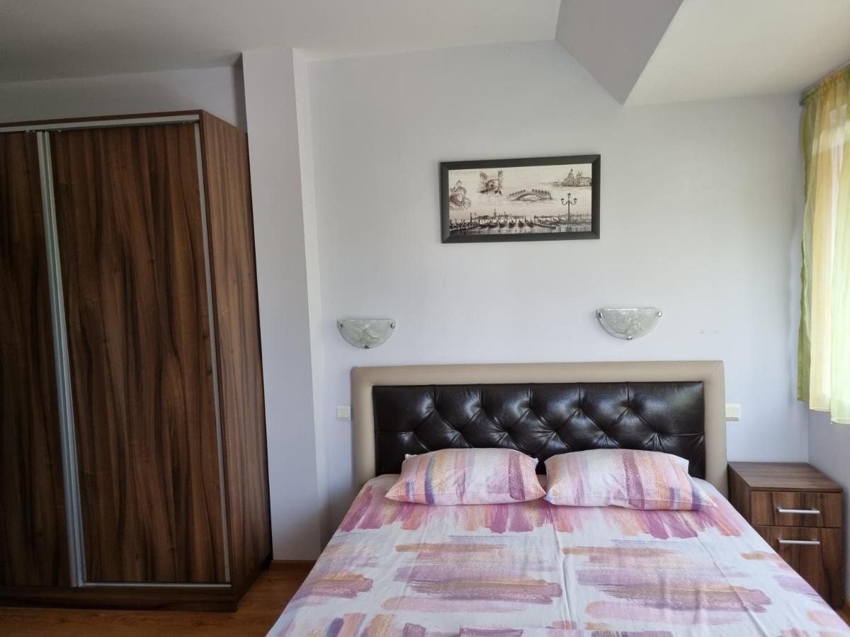 Fantasy Apartments Saint Constantine And Helena Resort Saints Constantine and Helena Exteriör bild