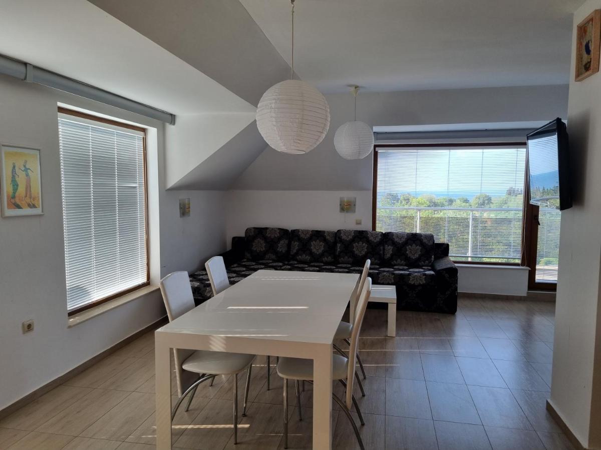 Fantasy Apartments Saint Constantine And Helena Resort Saints Constantine and Helena Exteriör bild
